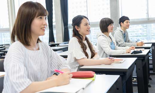 セミナーを受けている人達